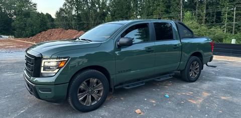 Nissan Titan 2024