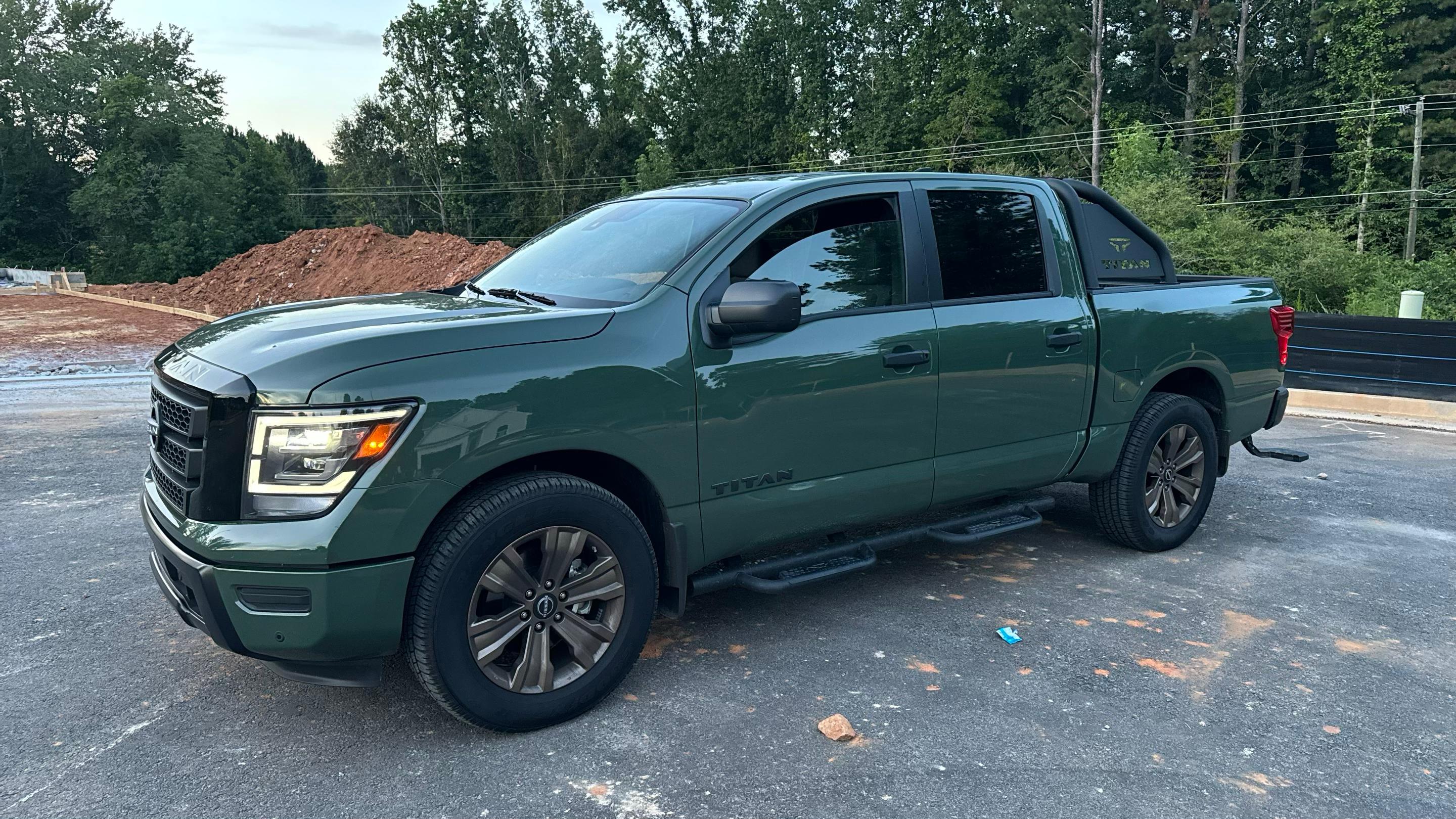 Nissan Titan 2024 in 