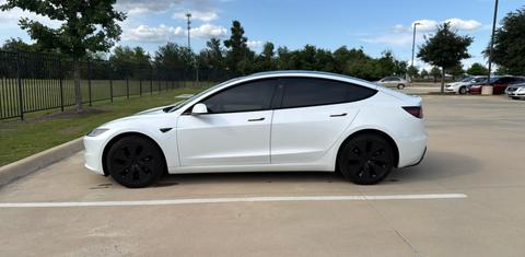 Tesla Model 3 2025