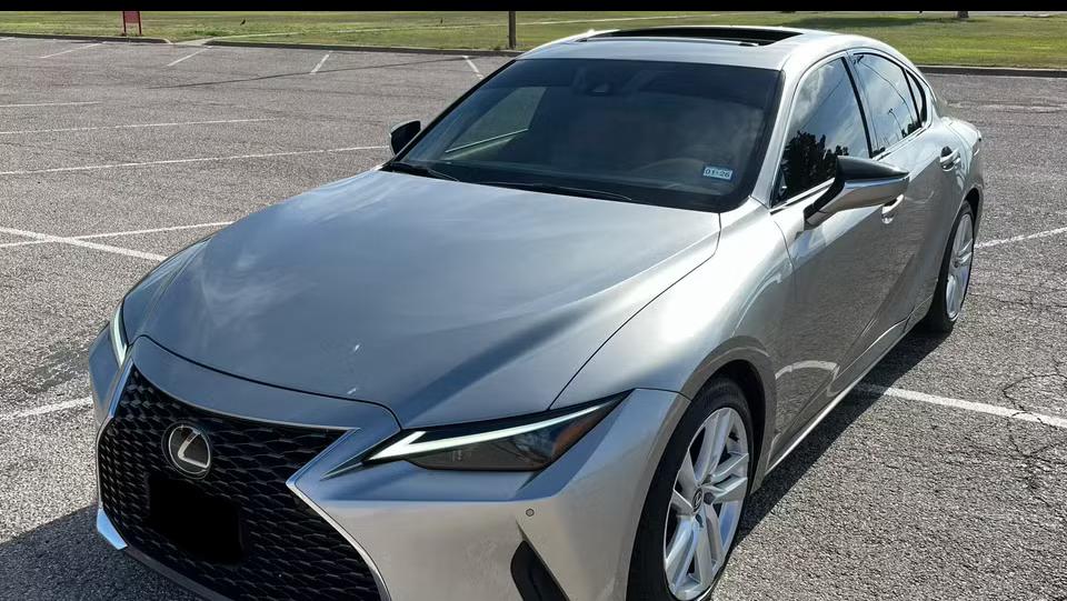 Lexus IS 2023 in 