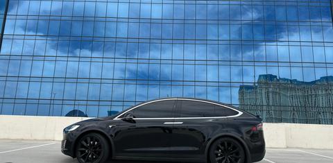 Tesla Model X 2018