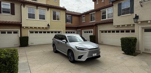 Lexus TX 2026