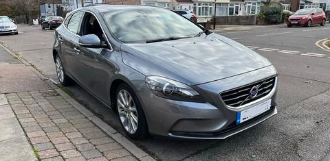 Volvo V40 2015