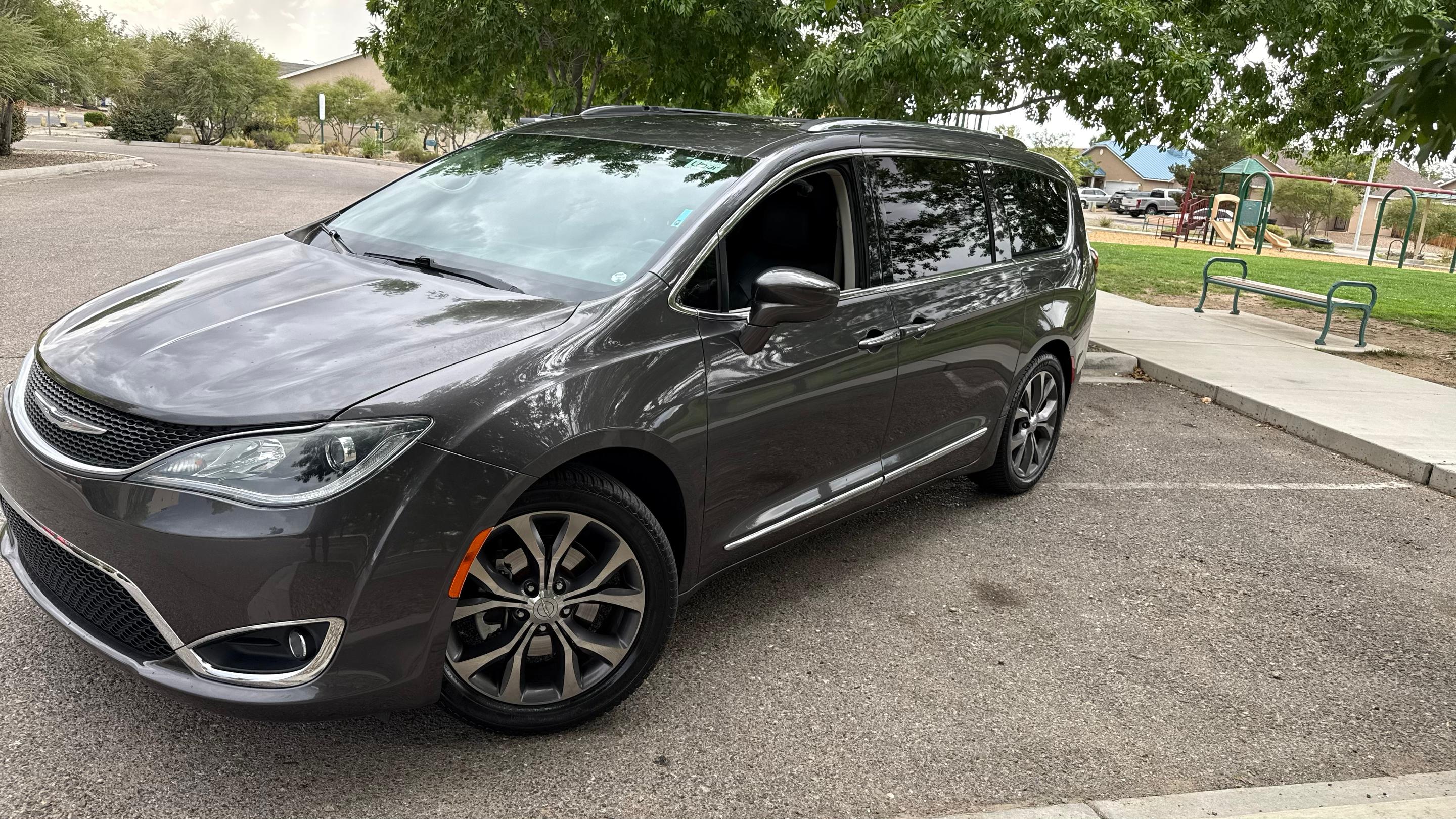 Chrysler Pacifica 2019 in Albuquerque, NM