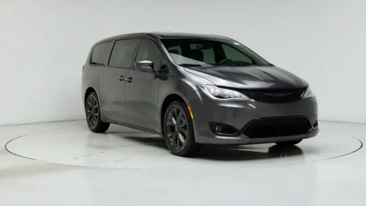 Chrysler Pacifica 2020 in Lake Worth Beach, FL