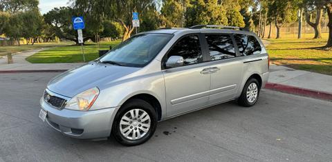 Kia Sedona 2011