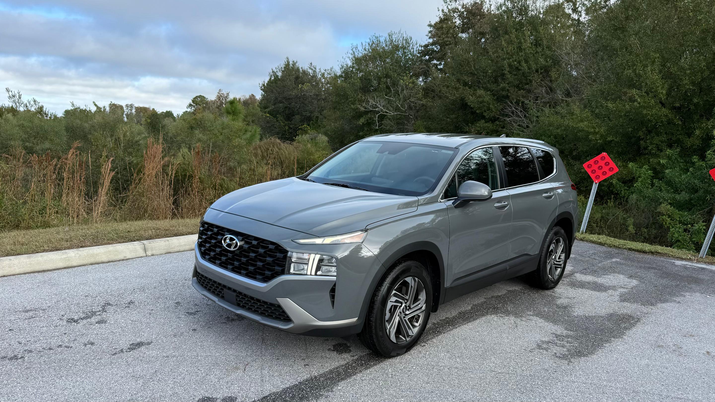 Hyundai Santa Fe 2023 in Odessa, FL