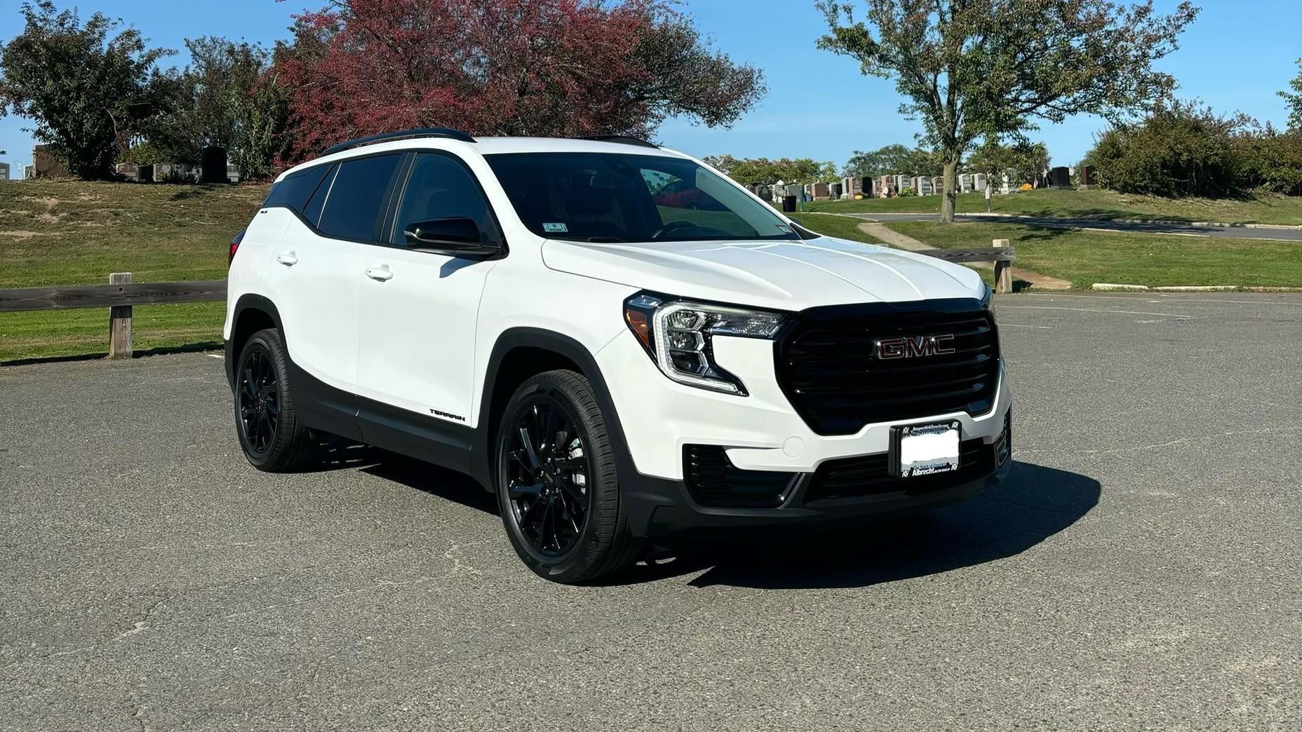 GMC Terrain 2023 in Winthrop, MA