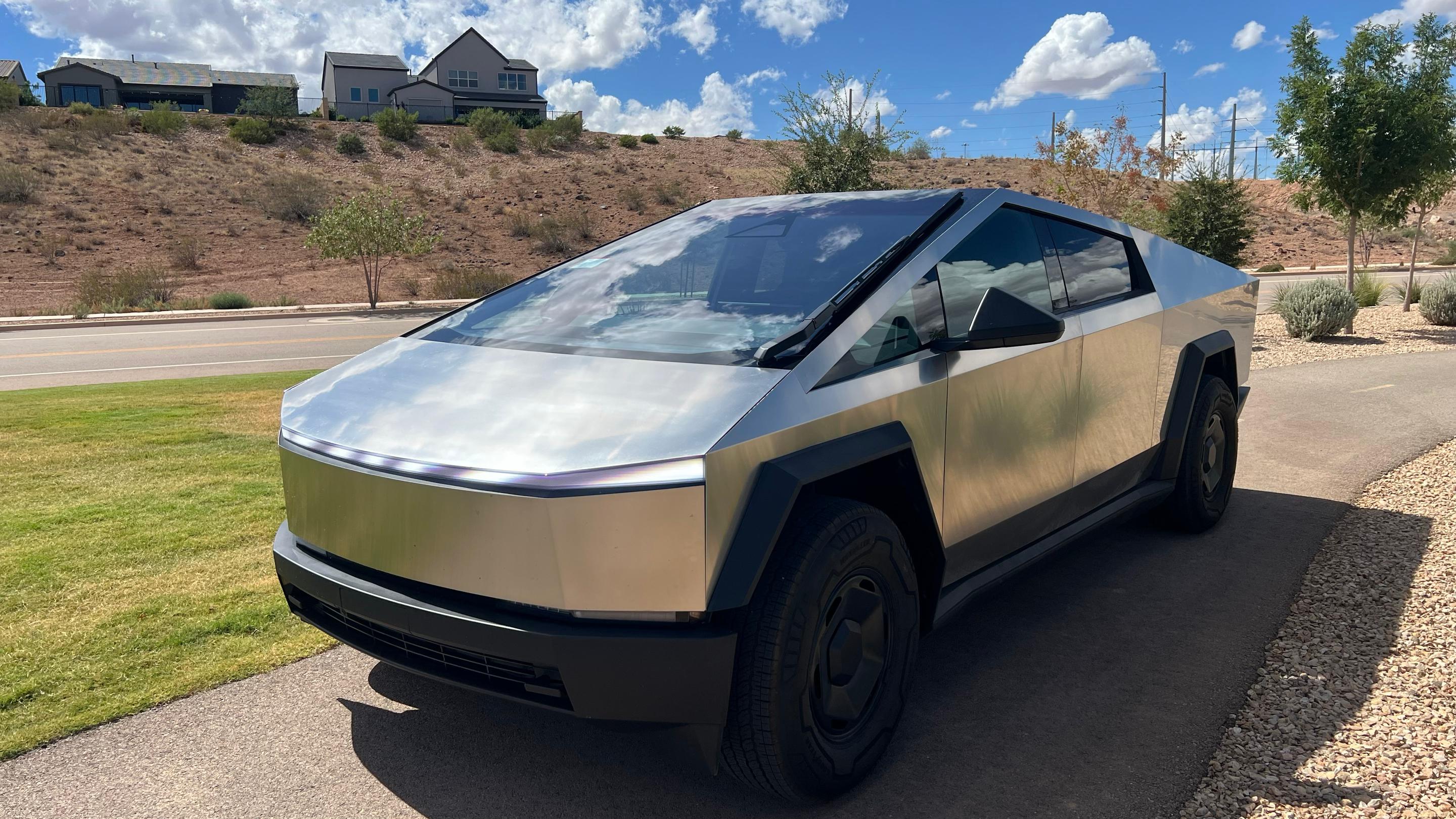 Tesla Cybertruck 2026 in Hurricane, UT