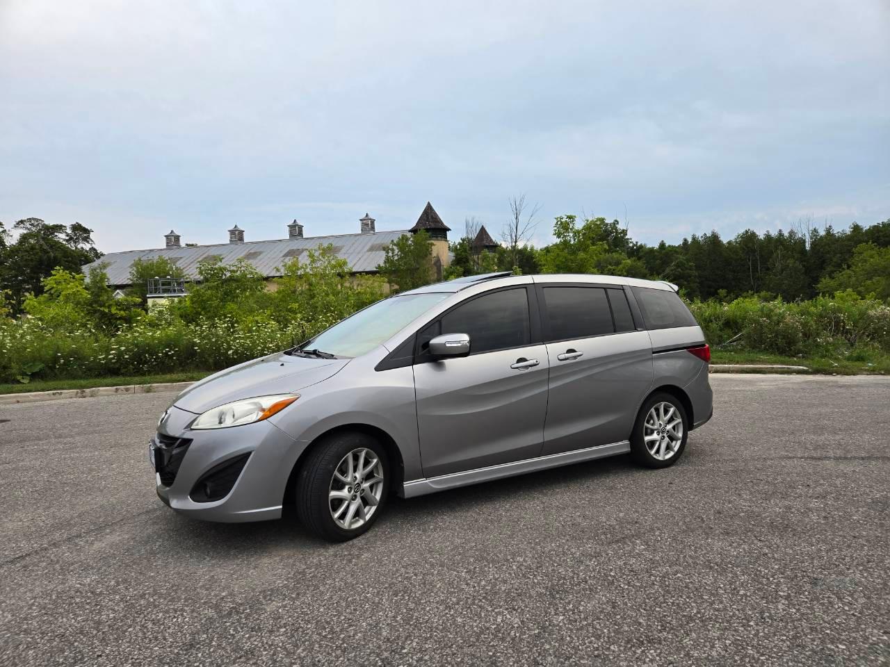 Mazda Mazda5 2014 in Oshawa, ON
