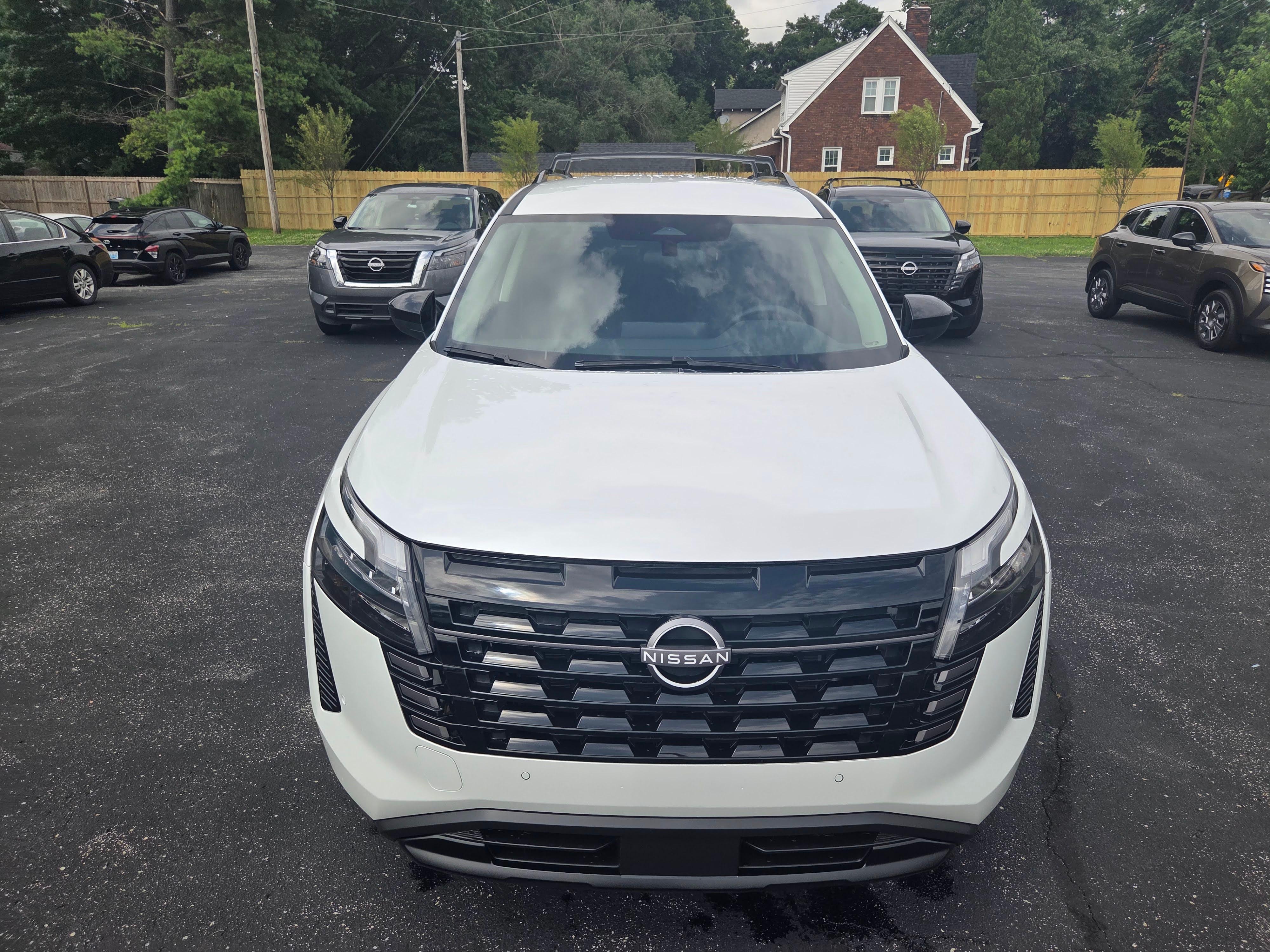 Nissan Pathfinder 2026 in Louisville, KY