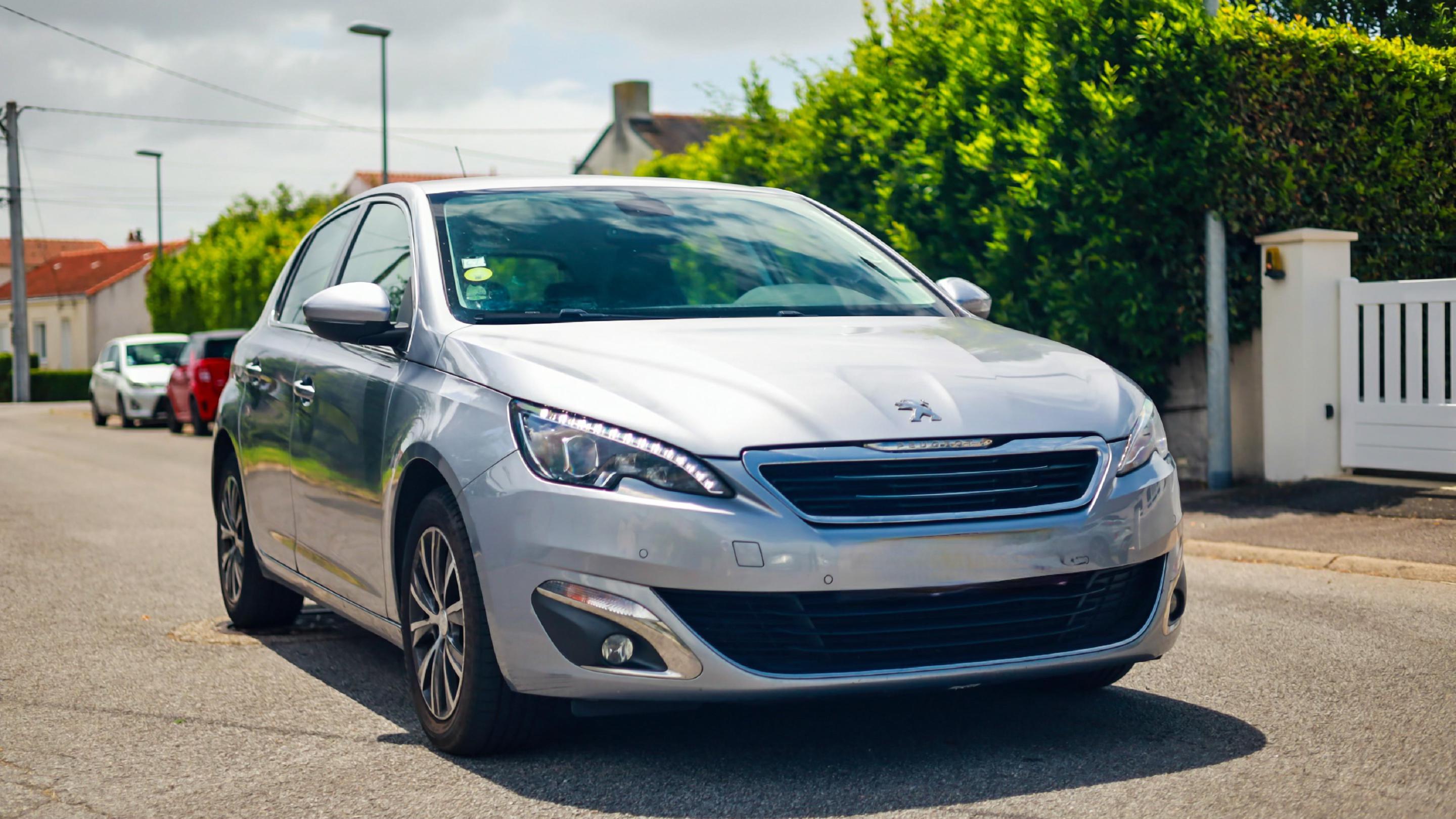 Peugeot 308 2015 à Orvault