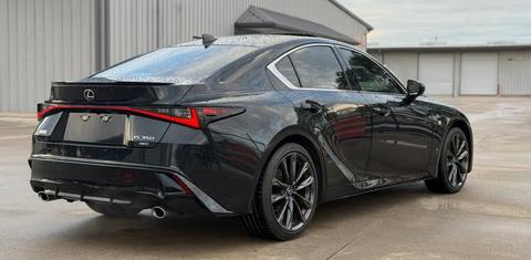 Lexus IS 2021