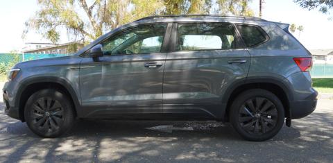 Volkswagen Taos 2024