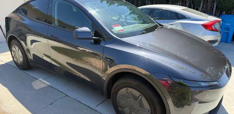 Tesla Model Y 2026