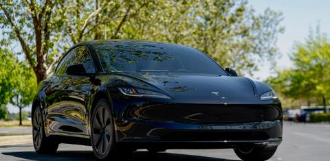 Tesla Model 3 2025