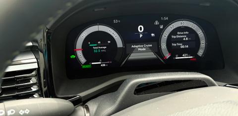 Toyota Camry Hybrid 2026