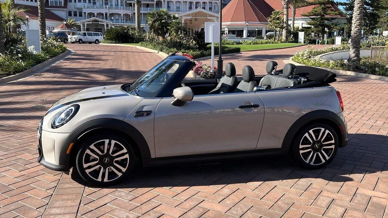 MINI Convertible 2023 in San Diego, CA
