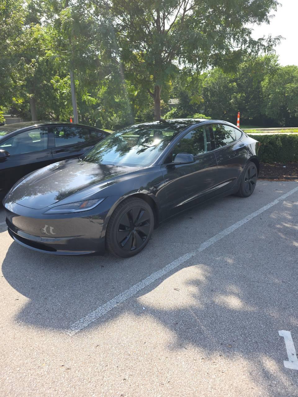 Tesla Model 3 2025 in Lenexa, KS