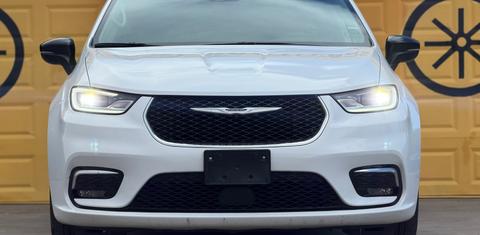 Chrysler Pacifica 2024