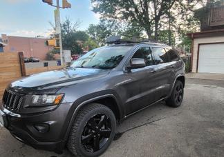 Jeep Grand Cherokee car