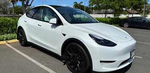 Tesla Model Y 2023