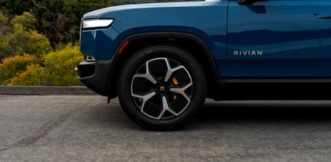 Rivian R1S 2023