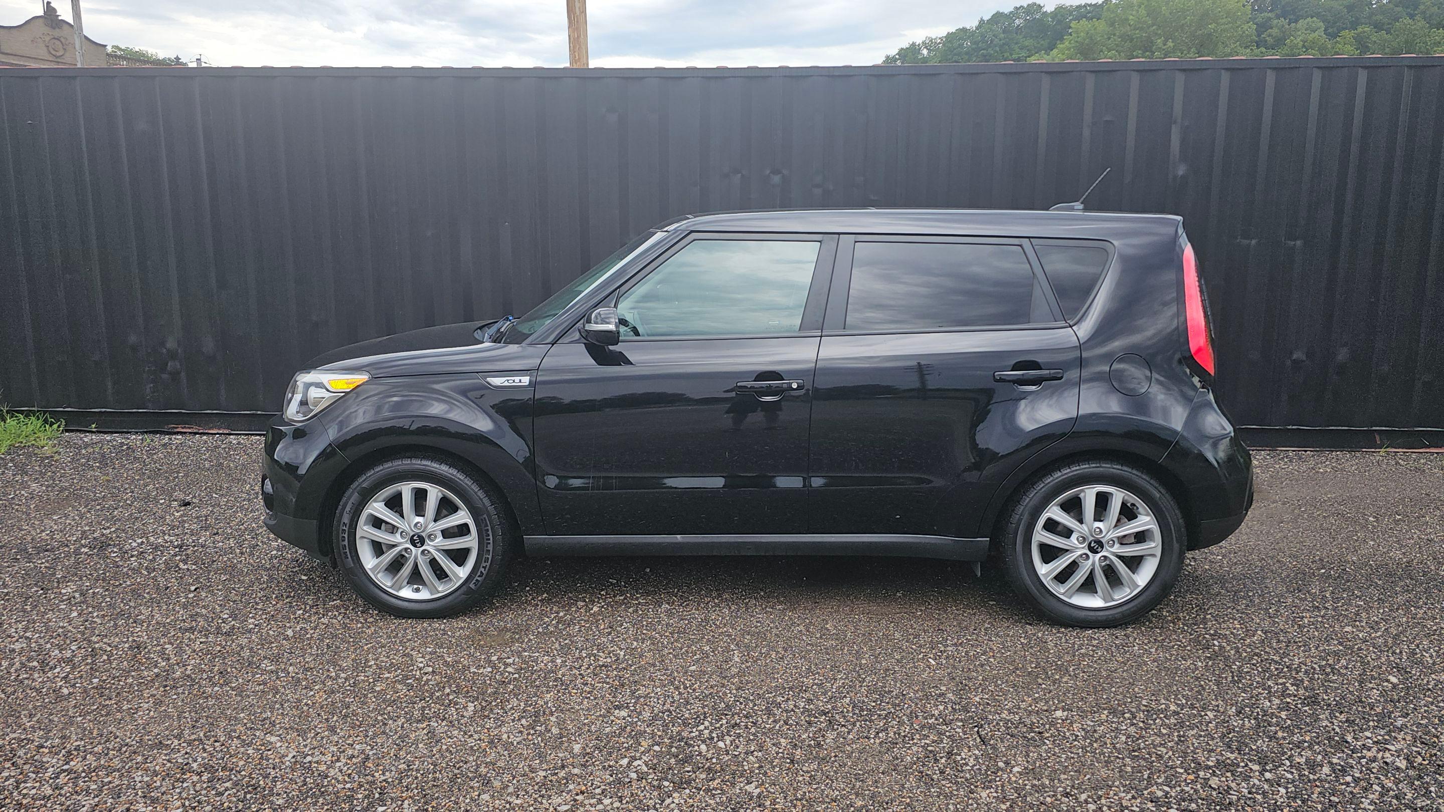 Kia Soul 2017 in Kansas City, MO