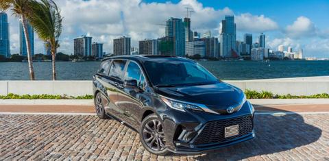 Toyota Sienna 2024