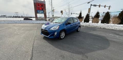 Toyota Prius c 2016