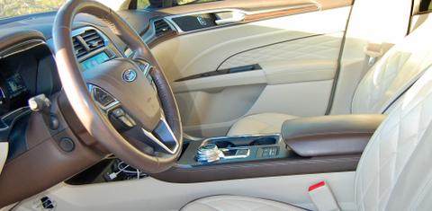 Ford Fusion Hybrid 2018