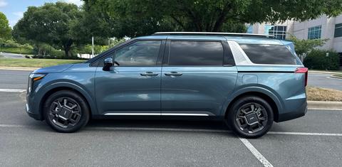 Kia Carnival Hybrid 2026