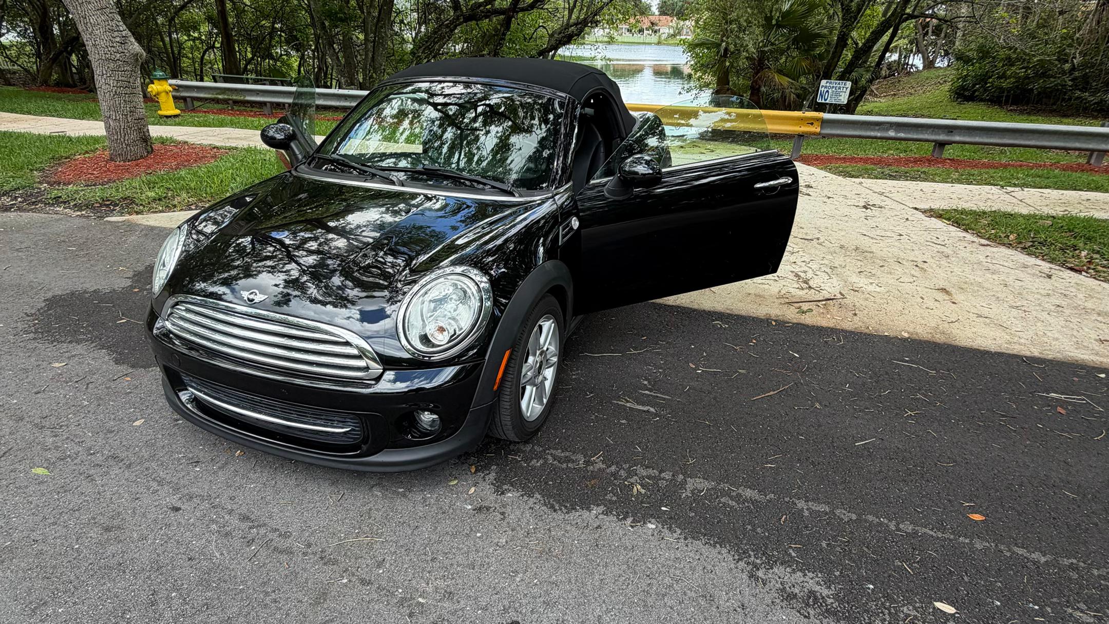 MINI Roadster 2015 in Miramar, FL