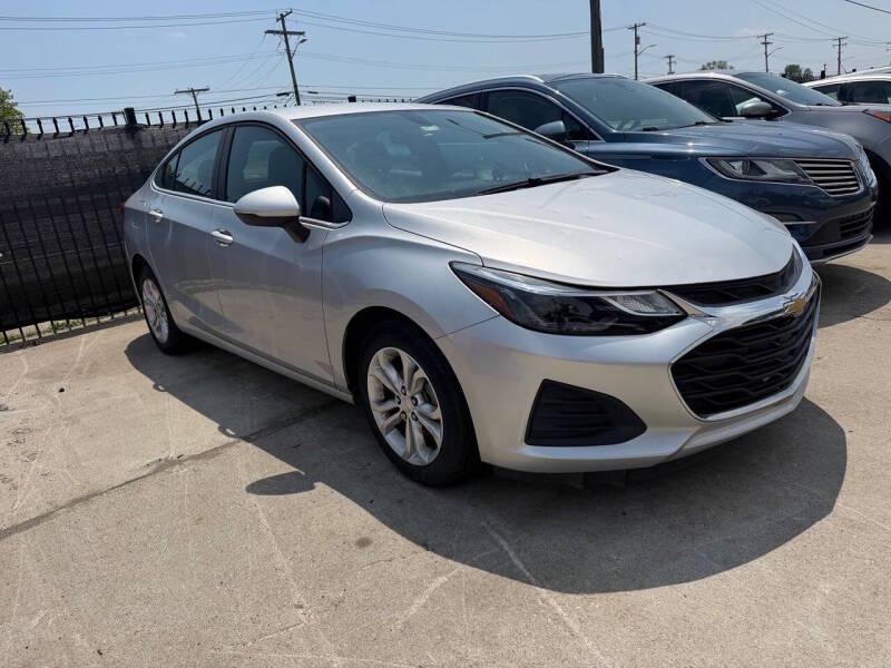 Chevrolet Cruze 2019 in Warren, MI