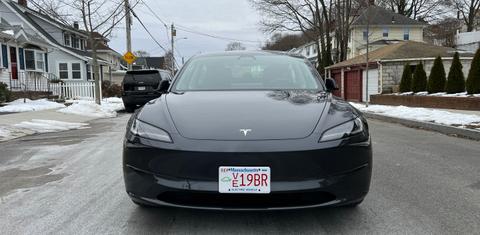 Tesla Model 3 2025