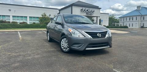 Nissan Versa 2018
