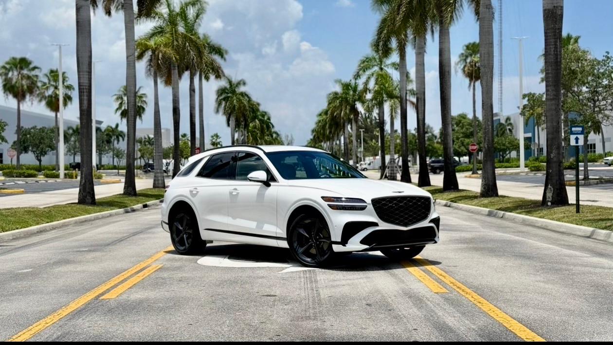 Genesis GV70 2026 in Hallandale Beach, FL