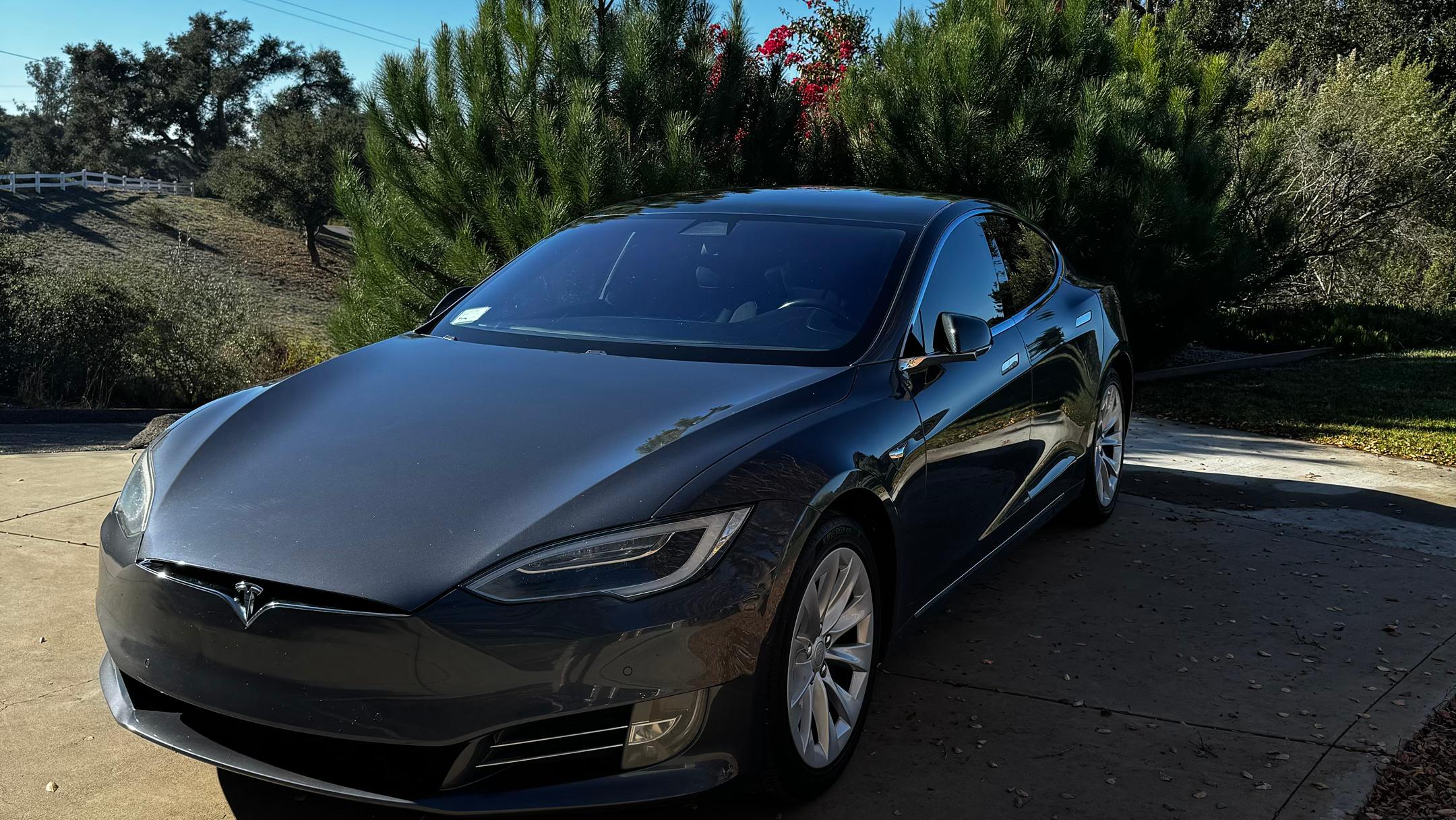 Tesla Model S 2017 in San Luis Obispo, CA