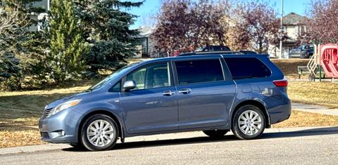 Toyota Sienna 2016