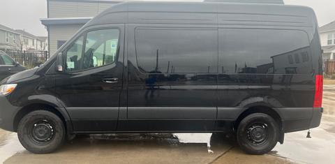 Mercedes-Benz Sprinter 2025