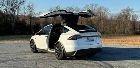 Tesla Model X 2022