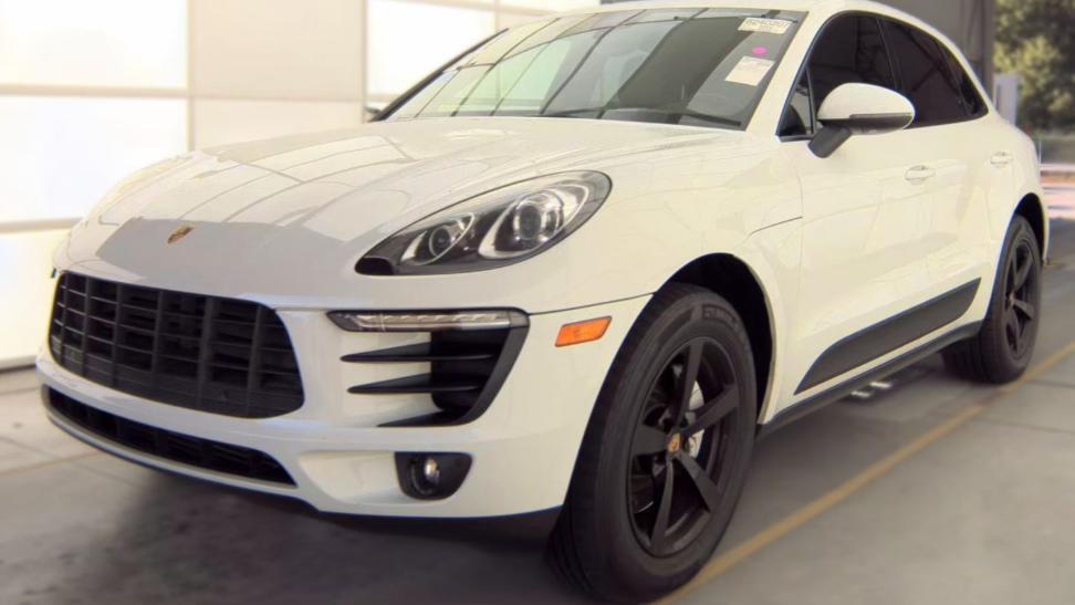 Porsche Macan 2017 in Miami, FL