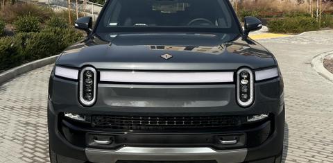 Rivian R1S 2023