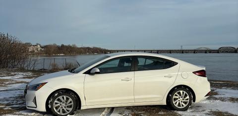 Hyundai Elantra 2020