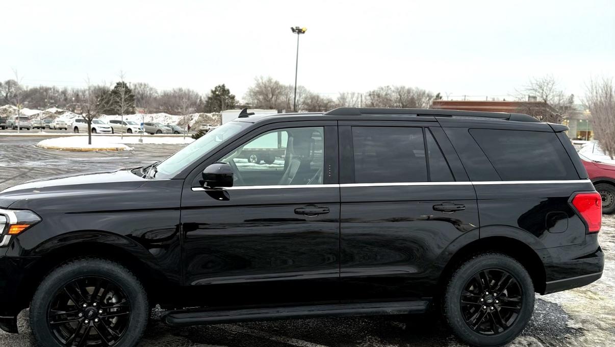 Ford Expedition 2024 in Longueuil, QC