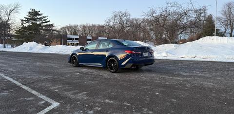 Toyota Camry Hybrid 2025