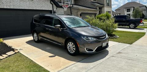 Chrysler Pacifica 2017