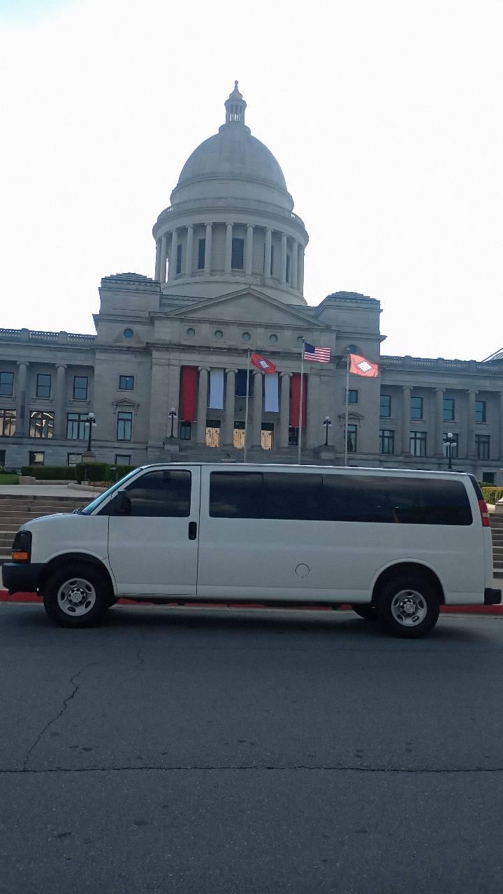 Chevrolet Express 2016 in Little Rock, AR