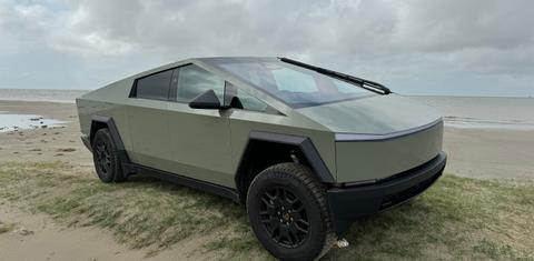 Tesla Cybertruck 2024