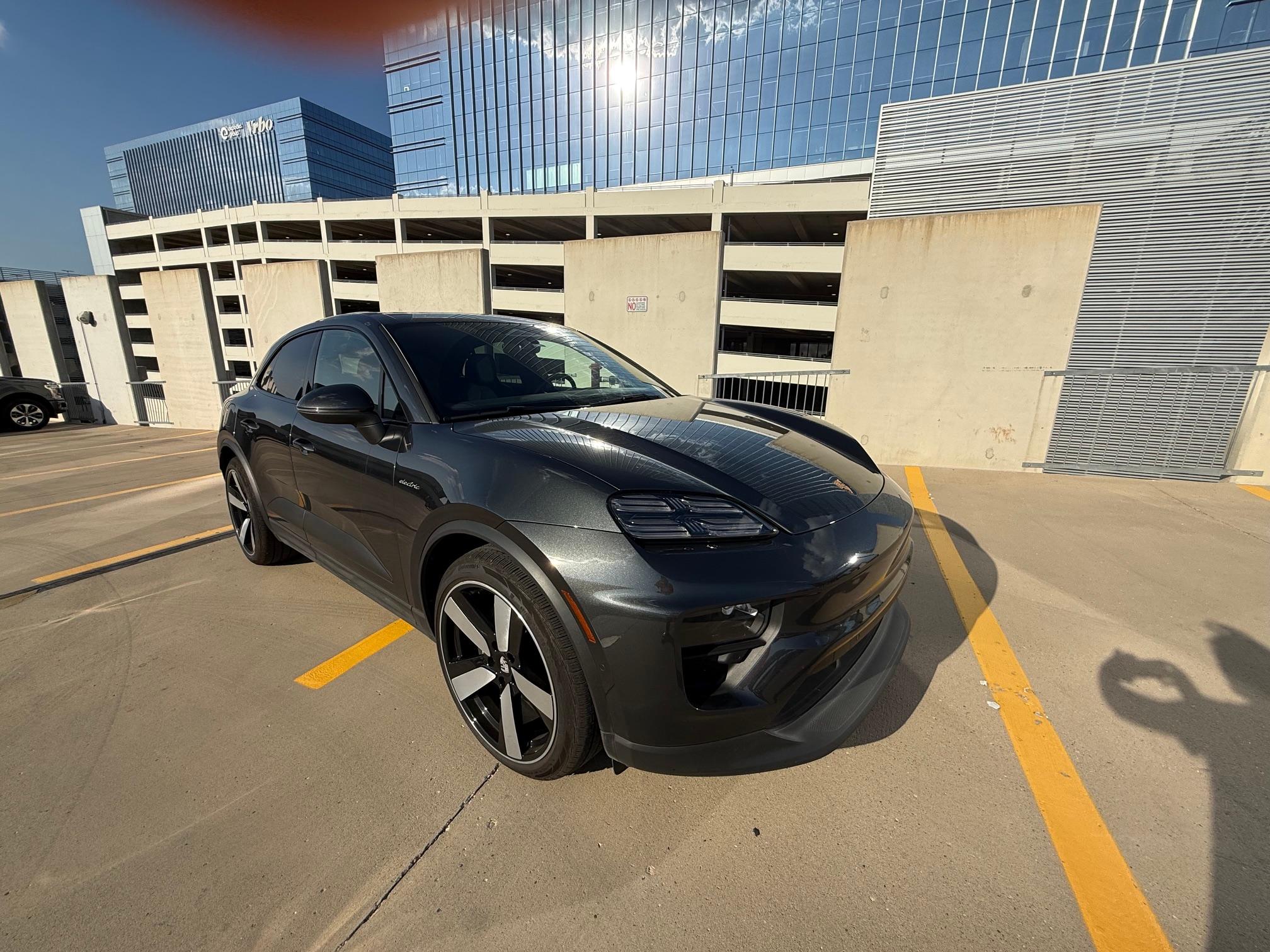 Porsche Macan 2025 in Austin, TX
